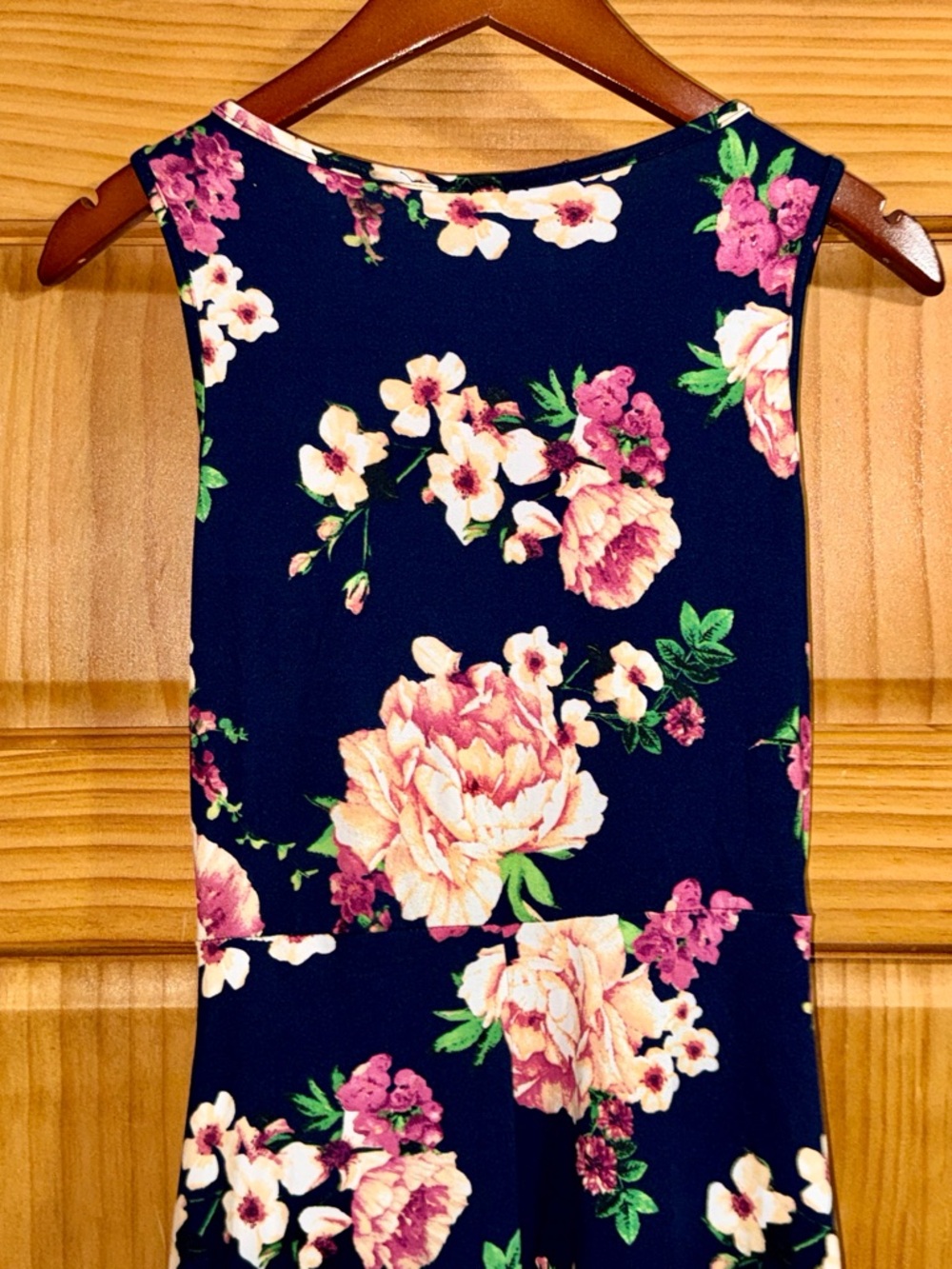 NWT Caution To The Wind Women’s Navy Sleeveless Floral Wrap Maxi Dress-S - Picture 11 of 12